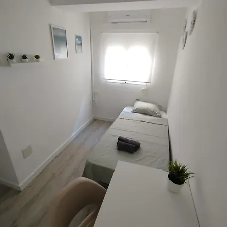 El Caprichito - Fantastico Piso Reformado A 20 Metros De La Playa Apartment Almeria