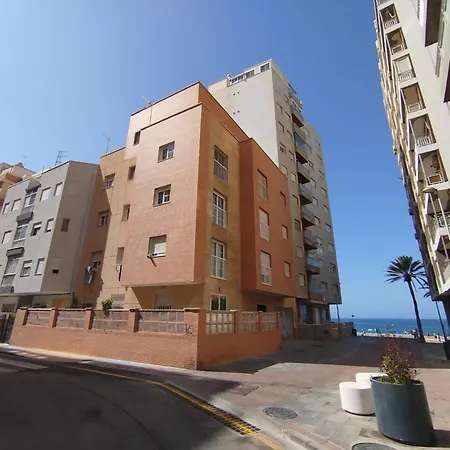 El Caprichito - Fantastico Piso Reformado A 20 Metros De La Playa